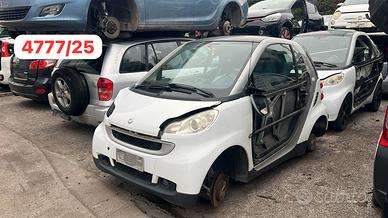 Pezzi di ricambio smart fortwo (A/C451) anno 2010
