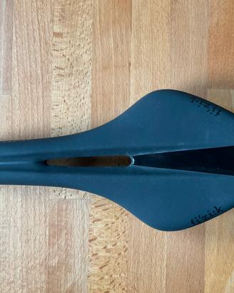 Fizik Arione R1 open