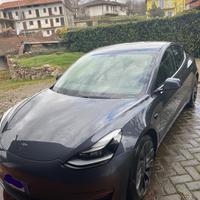 TESLA MODEL 3 PERFORMANCE BATTERIA NUOVA 5000 KM