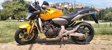 HONDA HORNET 600 (2007) – Solo 22.000 km