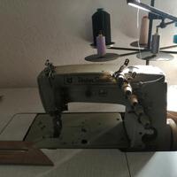 Macchina da cucire per copertura