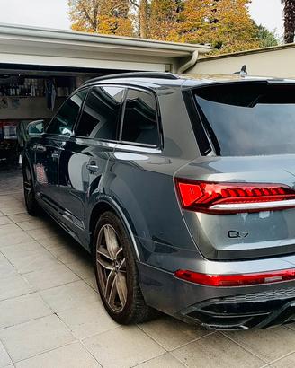 AUDI Q7 5.0 MHEV HYBRID 286 CV S-line sport plus