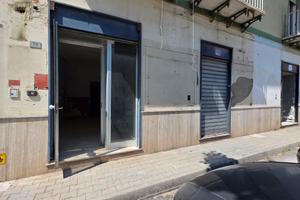 Locale commerciale a Marigliano