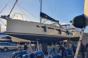 Barca a vela Jeanneu 349 (anno 2021)