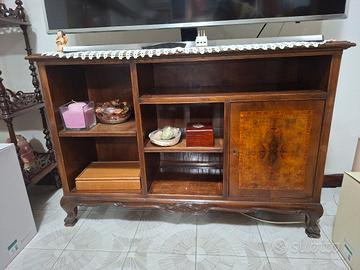 Mobile antico in radica di noce