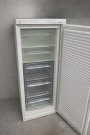 Congelatore verticale Ignis 5 cassetti