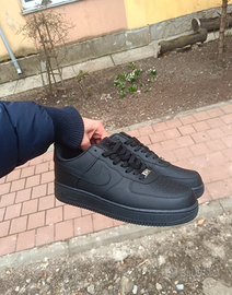 Nike Air Force 1 black EU 43
