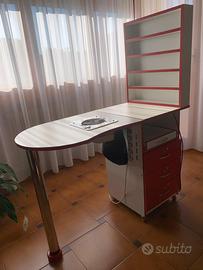Tavolo da manicure con adpiratore incorporato
