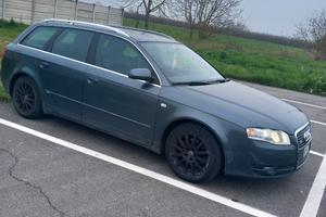 Audi A4 s line