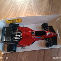 Modellino Ferrari 126 C4 Vintage 
