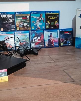 PS4 SLIM, 15 GIOCHI E 3 JOYSTICK 
