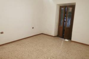 Borgo S Lorenzo appartamento mq 90 cantina