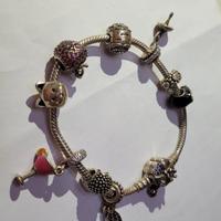 Bracciale Pandora con charms originale