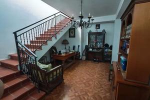 Villa più maneggio