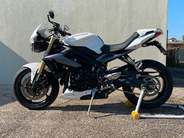 Triumph Street Triple 675 n