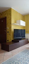 MOBILE BASSO PORTA TV + PENSILE CON MENSOLA