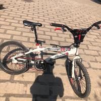 Bmx freestyle lombardo 20