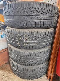 Pneumatici Hankook invernali suv 235/65/17