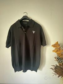 Polo Prada nera con logo