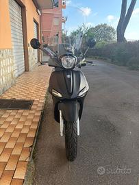 liberty 125 S 2024(imm. novembre)con soli 5.400km