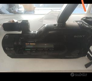 Sony Telecamera video 8 Handycam CCD - F555E