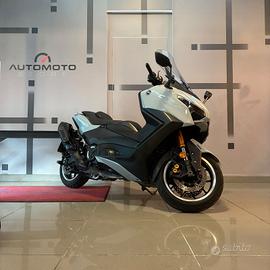 Yamaha TMAX 560 Tech max