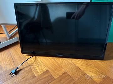 Tv telefunken modello TE24282B30C10E