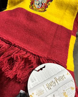 SCIARPA HARRY POTTER GRIFONDORO ORIGINALE E NUOVA