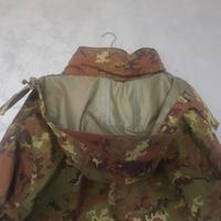 completo camouflage in GORETEX. 