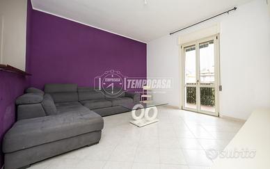 APPARTAMENTO DI TRE LOCALI CON BOX E CANTINA !