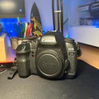 Canon EOS 5D Mark II + battery grip