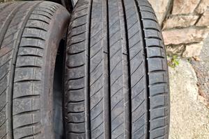 4 gomme michelin 205/55/r16  