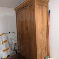 Vecchio armadio anni 50 -60"in legno noce 