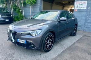 Alfa Romeo Stelvio 2.2 Turbodiesel 180 CV AT8 RWD 