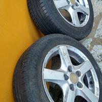 QUATTRO CERCHI in lega con gomme Michelin