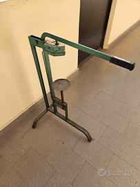 Tappatrice manuale vintage