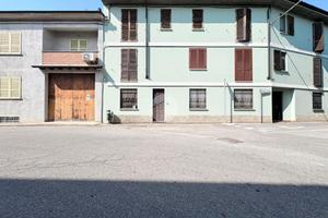 CASA SEMINDIPENDENTE A SESTO ED UNITI
