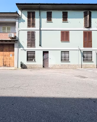 CASA SEMINDIPENDENTE A SESTO ED UNITI