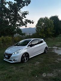 peugeot 208GTI