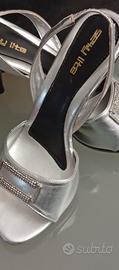 Elegante scarpa aperta 