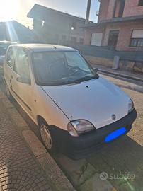 Fiat 600 del 2003