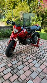 Hypermotard 796 a2