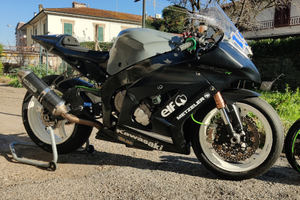 Kawasaki ZX10R Pista moto