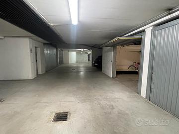 Garage in Via Medici