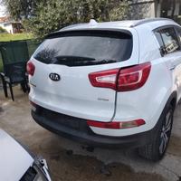 Ricambi Kia Sportage del 2013 motore sigla D4FD da