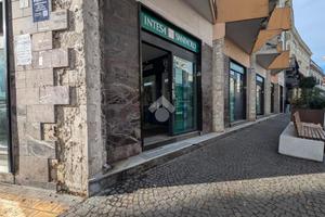 NEGOZIO A FRATTAMAGGIORE