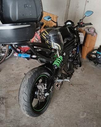 Kawasaki Er6n 2014