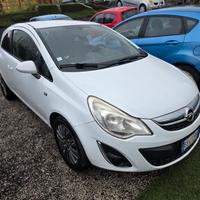 Opel Corsa 1.2 benzina euro 5 automatica 2013