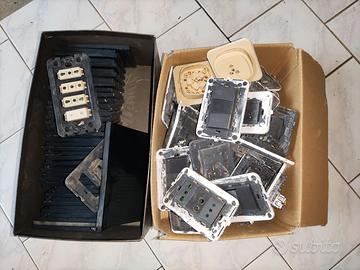 Vimar idea nero_placche supporti tasti e prese