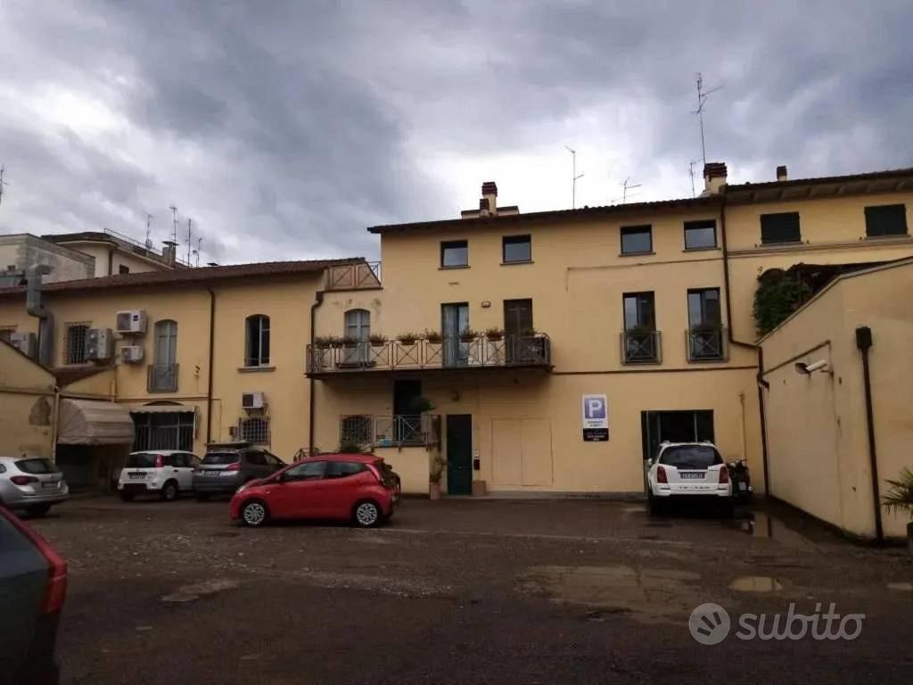 Immobile in asta di 374 m² a Arezzo - Vista 2